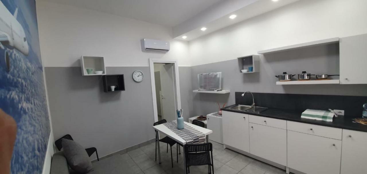 Sky House Napoli Apartment ภายนอก รูปภาพ