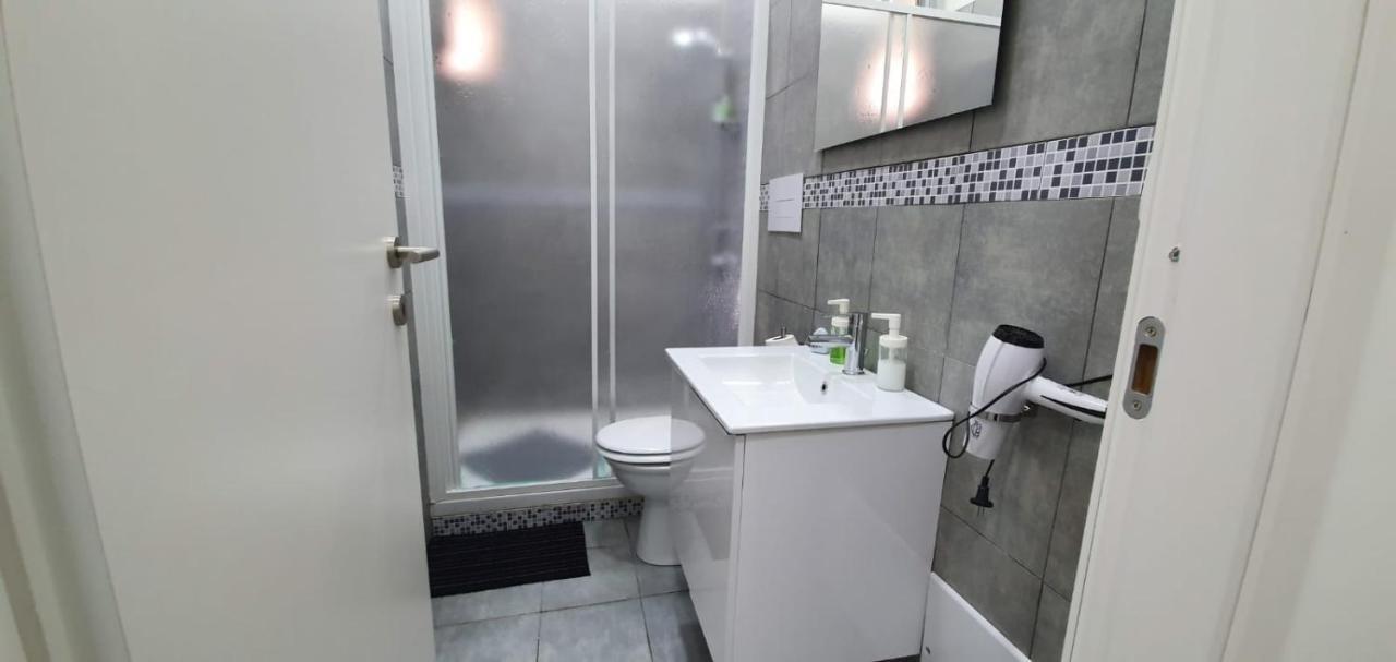 Sky House Napoli Apartment ภายนอก รูปภาพ