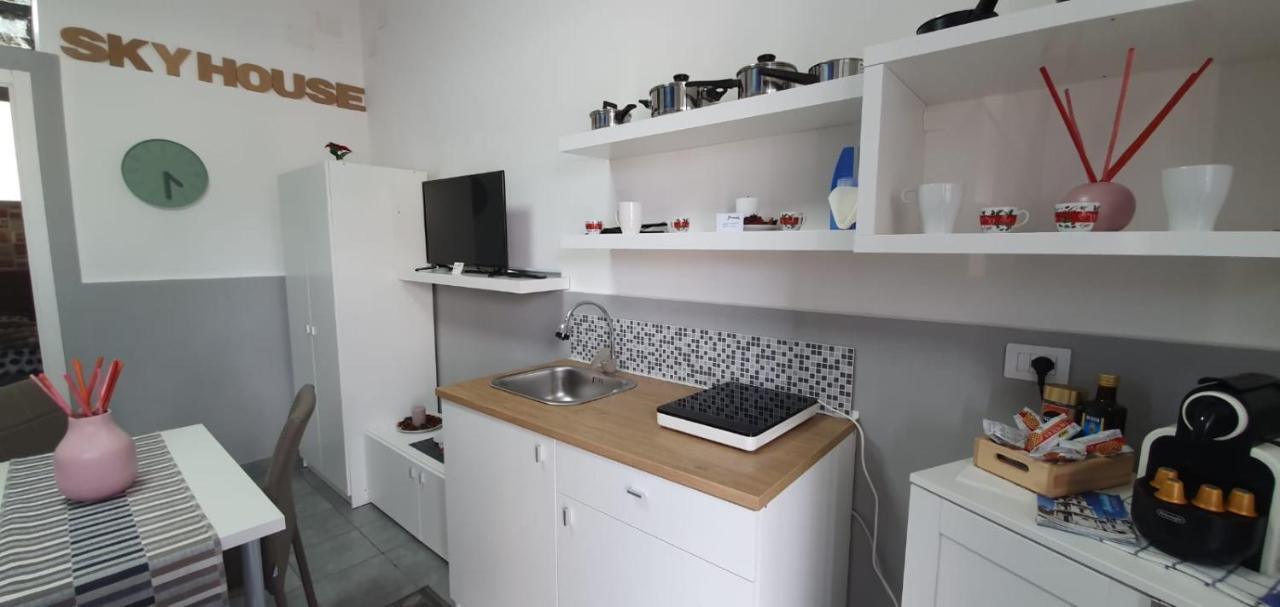 Sky House Napoli Apartment ภายนอก รูปภาพ